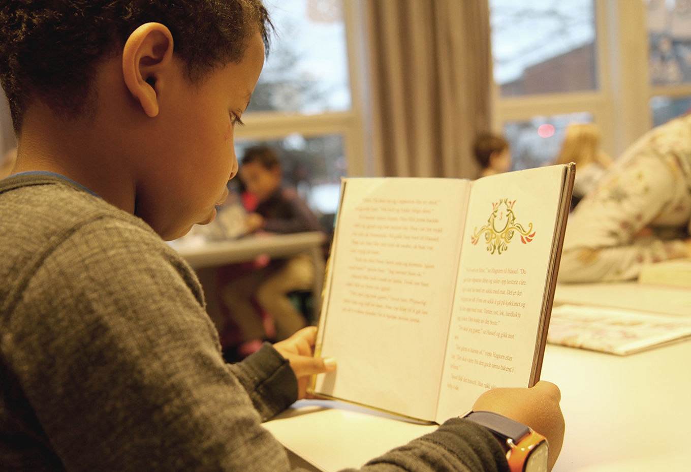Foto: Heidi M. Skjebstad Elev som leser